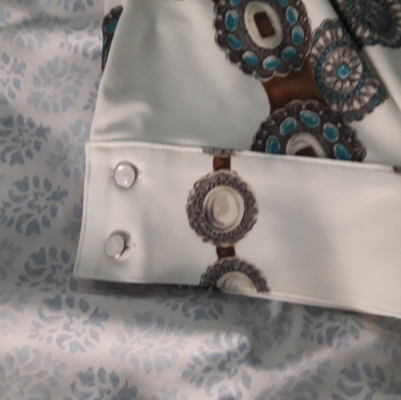 $20 worth of gift with purchase Beautiful new long 3/4 sleeve RALPH LAUR… - Picture 8 of 15